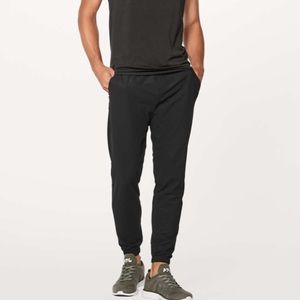 LULULEMON ATHLETICA MENS SURGE JOGGER SIZE XLARGE BLACK